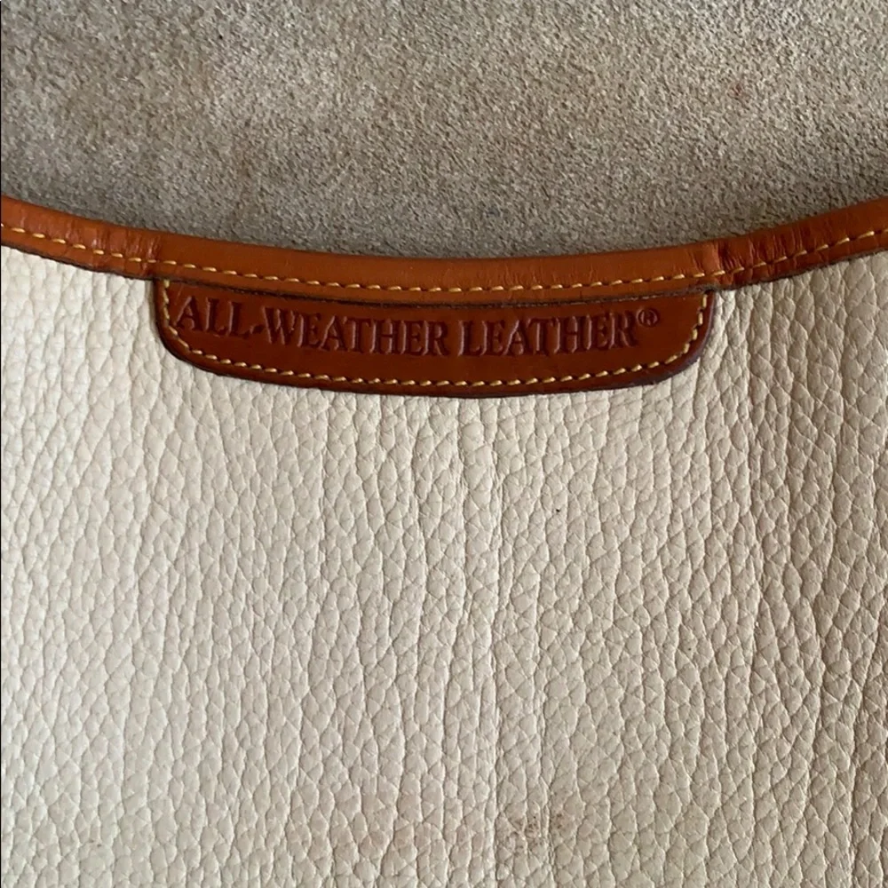 Dooney & Bourke classic dooney
